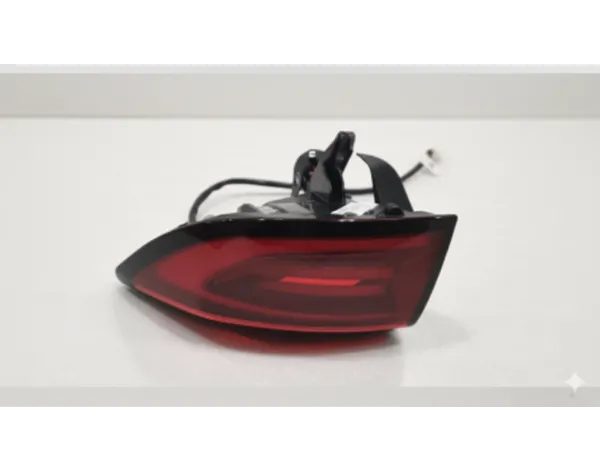 Right rear combination lamp assembly