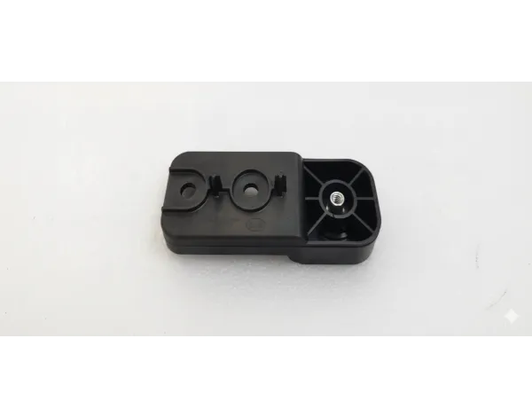 Front pedestrian protection support bracket