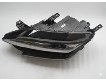 Left combination headlight/9 plug