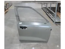 Right rear door assembly
